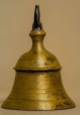 Temple bell symbol in Hindu rituals